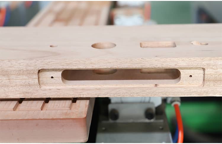 CNC Machina de tragamonedas de madera s&oacute;lida25