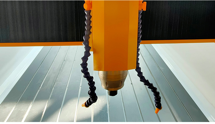 M&aacute;quina de talla de piedra con huso &uacute;nico