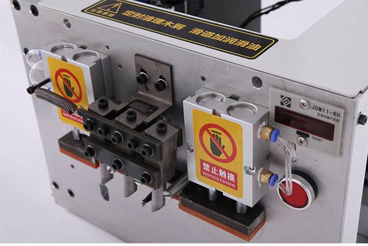 M&aacute;quina de perforaci&oacute;n para trabajos de madera.