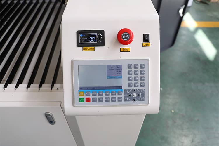 Grabador l&aacute;ser de 100W