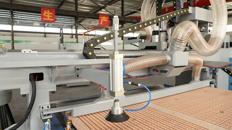 maquinaria de gabinete de cocina