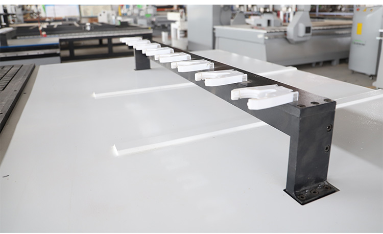 m&aacute;quina de enrutador autom&aacute;tico