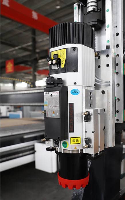 M&aacute;quina de fabricaci&oacute;n de muebles de madera