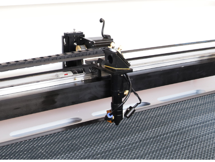 CO2 M&aacute;quinas de corte con l&aacute;ser y grabado