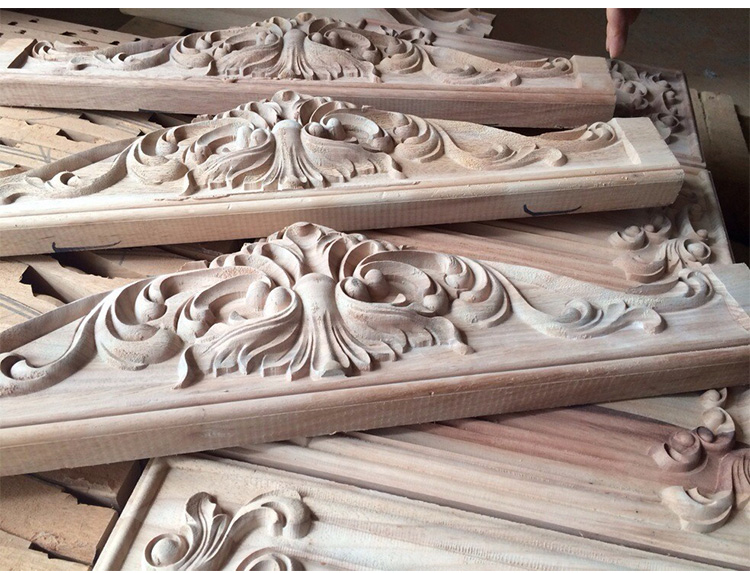 M&aacute;quina CNC para elaboraci&oacute;n de gabinetes.