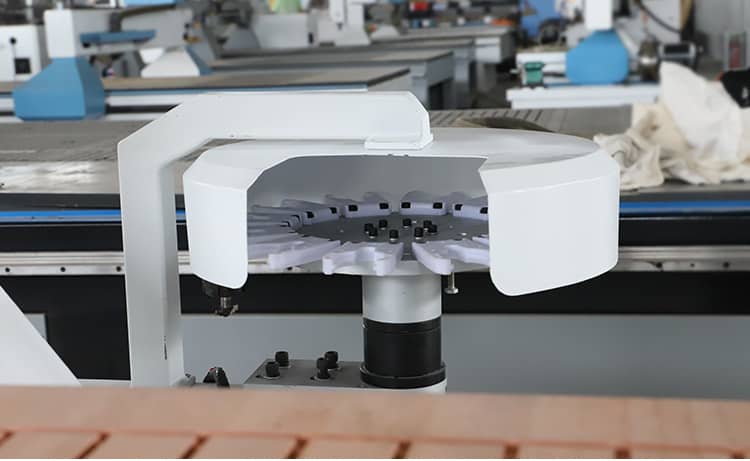 m&aacute;quina de tallado de madera computarizada