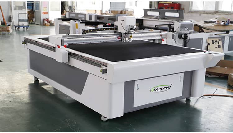 M&aacute;quina de cortar de pl&aacute;stico