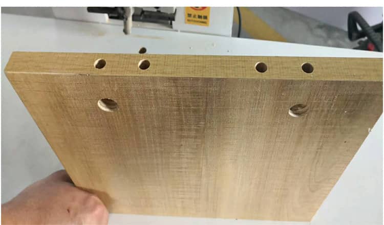 M&aacute;quina de perforaci&oacute;n de madera