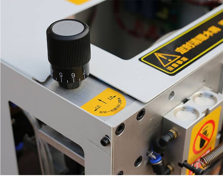 M&aacute;quina de perforaci&oacute;n de madera contrachapada